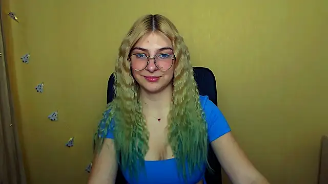 Luna Lush  online show from 12-17-24, 11:28