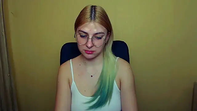 Luna Lush  online show from 01-14-25, 11:31