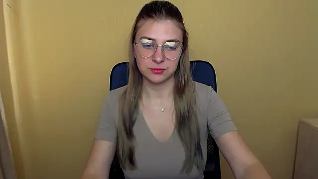 Luna Lush  online show from 09-26-25, 12:53