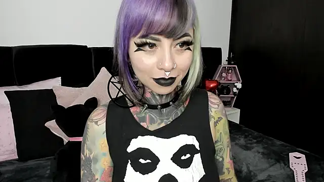 NikkiRamone online show from 02-15-25, 09:15