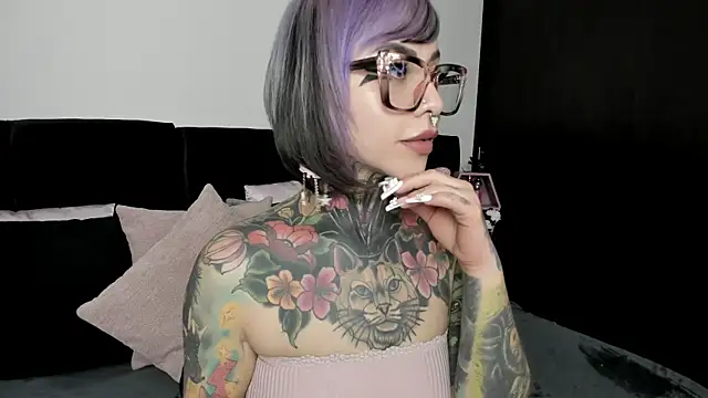 NikkiRamone online show from 02-21-25, 03:01