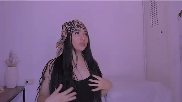 Miiafoxxx online show from 09-28-25, 02:28