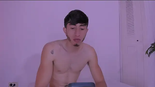 Miiafoxxx online show from 09-30-25, 02:27