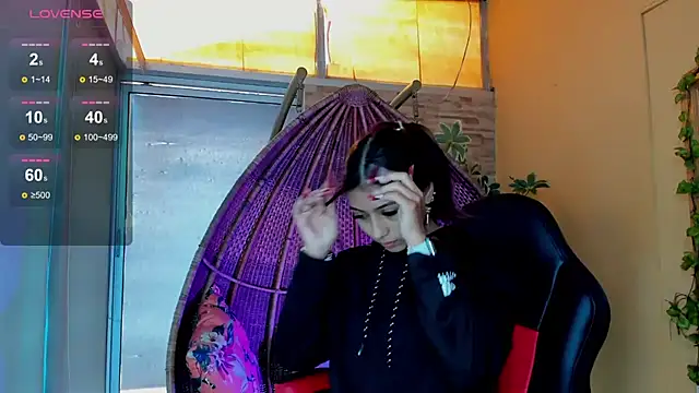 ZaraLim online show from 12-18-24, 12:07