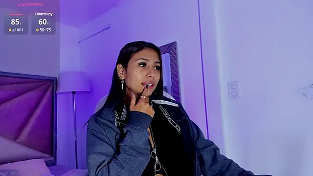 ZaraLim online show from 12-28-24, 12:03