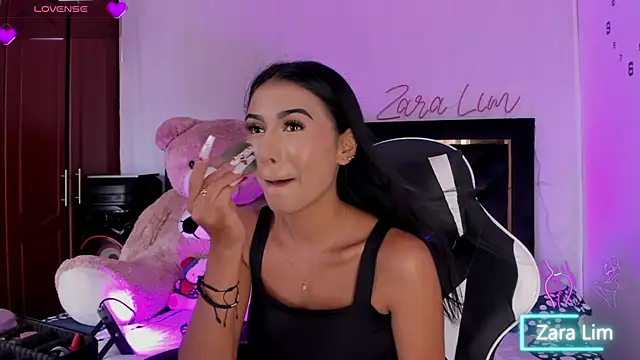 ZaraLim online show from 10-01-25, 06:14