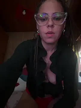 Snapshot of mariposapontiak420 chatting on 06-10-26, 08:19 mariposapontiak420 online show from 06-10-26, 08:19