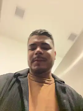 thiagowes online show from 04-25-26, 03:31