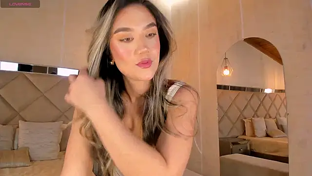 RebeccaHudson online show from 02-12-25, 04:23