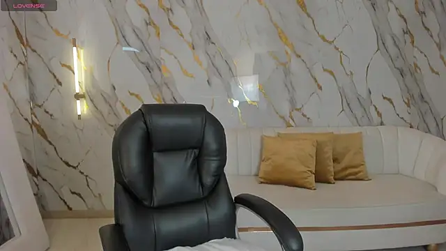 RebeccaHudson online show from 09-18-25, 07:16