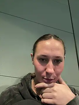 Snapshot of M1ssyk1ssy chatting on 12-27-24, 05:16 M1ssyk1ssy online show from 12-27-24, 05:16