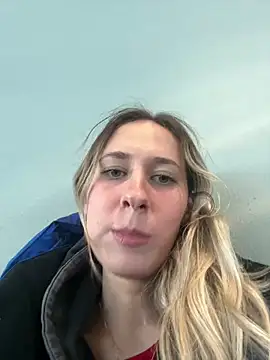 Snapshot of M1ssyk1ssy chatting on 01-03-25, 06:46 M1ssyk1ssy online show from 01-03-25, 06:46