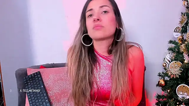 Snapshot of camilawm19 chatting on 12-20-24, 10:16 camilawm19 online show from 12-20-24, 10:16