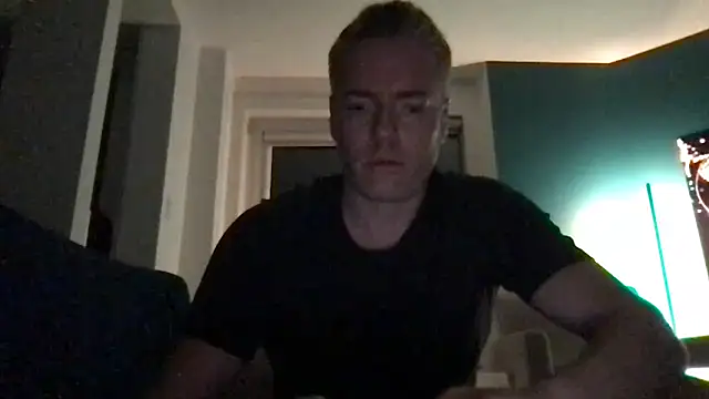 Snapshot of Gingerbushguy chatting on 09-27-25, 08:52 Gingerbushguy online show from 09-27-25, 08:52