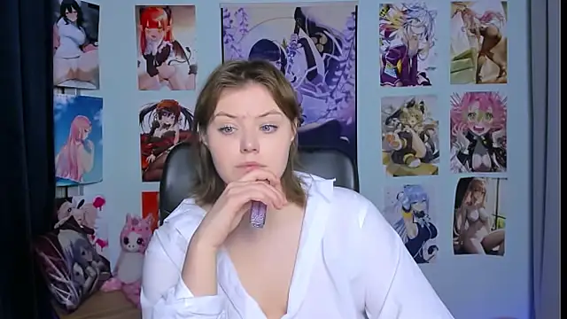 Snapshot of nikole_kitt chatting on 02-18-25, 01:54 nikole kitt online show from 02-18-25, 01:54