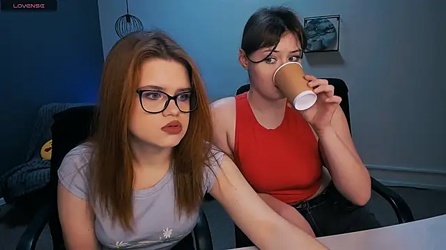 Snapshot of nikole_kitt chatting on 02-26-25, 08:00 nikole kitt online show from 02-26-25, 08:00