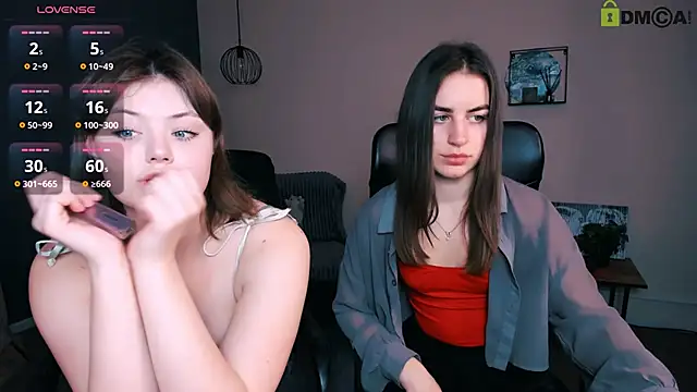 Snapshot of nikole_kitt chatting on 03-14-25, 09:00 nikole kitt online show from 03-14-25, 09:00