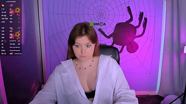 Snapshot of nikole_kitt chatting on 10-25-25, 07:19 nikole kitt online show from 10-25-25, 07:19