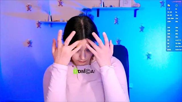 Snapshot of nikole_kitt chatting on 01-08-26, 08:11 nikole kitt online show from 01-08-26, 08:11