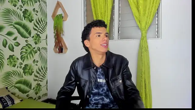 SEANTROYY online show from 02-25-25, 03:52
