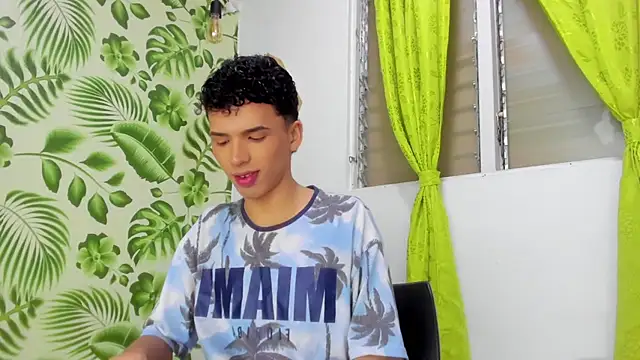 SEANTROYY online show from 03-07-25, 04:02