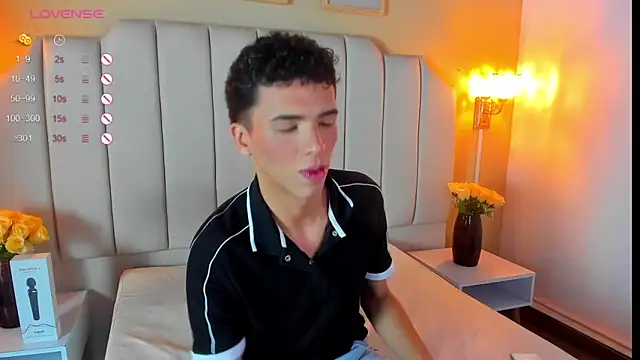 SEANTROYY online show from 09-19-25, 03:52