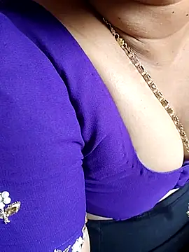 gaurika18 online show from 03-17-26, 06:06