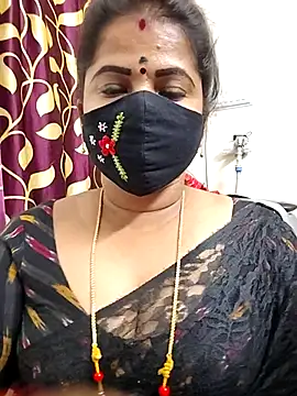Snapshot of gaurika18 chatting on 07-28-26, 07:50 gaurika18 online show from 07-28-26, 07:50