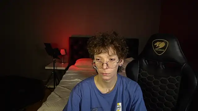 Snapshot of TommieH chatting on 02-15-25, 05:41 TommieH online show from 02-15-25, 05:41