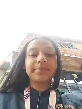 Snapshot of emma_ambar chatting on 01-05-25, 10:29 emma ambar online show from 01-05-25, 10:29