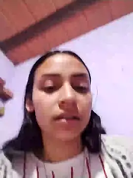 Snapshot of emma_ambar chatting on 01-21-25, 12:25 emma ambar online show from 01-21-25, 12:25