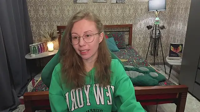 Lill Mary online show from 03-26-26, 02:39