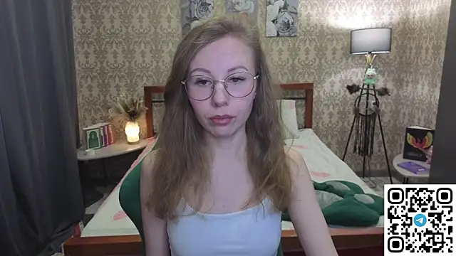 Lill Mary online show from 04-03-26, 01:47