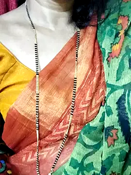 anuradha1432 online show from 10-26-25, 09:15