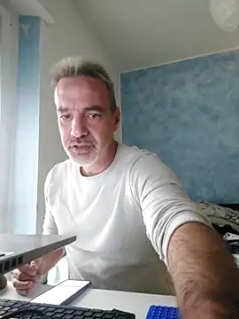 Marcolino183 online show from 10-22-25, 08:25