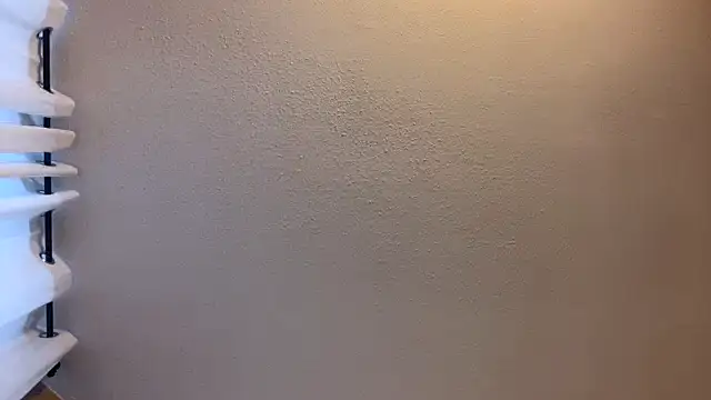 WhiteWomen online show from 10-30-25, 10:54