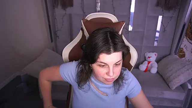 MirandaWong online show from 02-06-26, 06:40