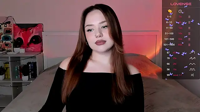 LittleKiitten online show from 10-19-25, 01:45