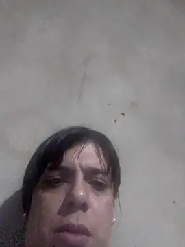 Snapshot of miaparcel chatting on 01-11-26, 02:38 miaparcel online show from 01-11-26, 02:38