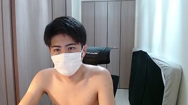 Snapshot of ryota_kkk chatting on 06-27-26, 03:28 ryota kkk online show from 06-27-26, 03:28