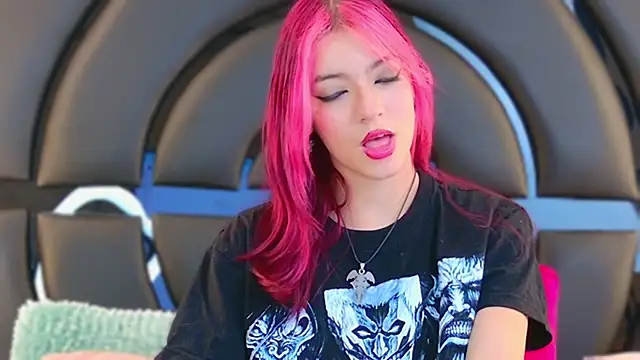 ElizabetthKitty online show from 02-05-25, 06:59