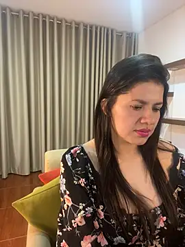 Alice Biel online show from 02-05-25, 12:42