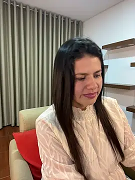 Alice Biel online show from 02-26-25, 12:49