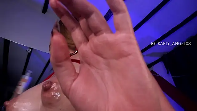 Snapshot of karly_angeel chatting on 02-09-26, 12:25 karly angeel online show from 02-09-26, 12:25