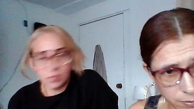 Snapshot of karlabarrera chatting on 06-04-26, 08:59 karlabarrera online show from 06-04-26, 08:59