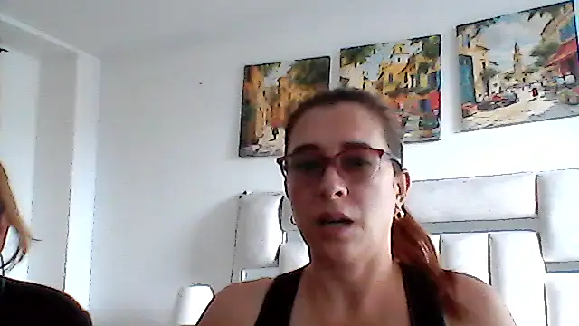 Snapshot of karlabarrera chatting on 07-08-26, 08:46 karlabarrera online show from 07-08-26, 08:46