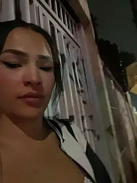 Snapshot of gll3nd4 chatting on 12-11-24, 02:19 gll3nd4 online show from 12-11-24, 02:19