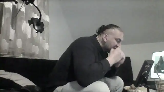 NewyorkDimi online show from 11-18-25, 01:11