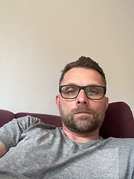 Snapshot of Perry_devot chatting on 06-02-26, 04:31 Perry devot online show from 06-02-26, 04:31
