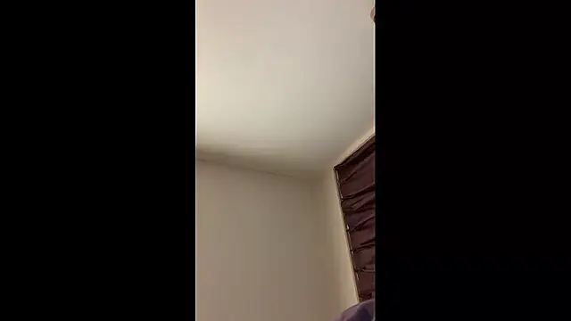 UKI06 online show from 04-14-26, 02:34